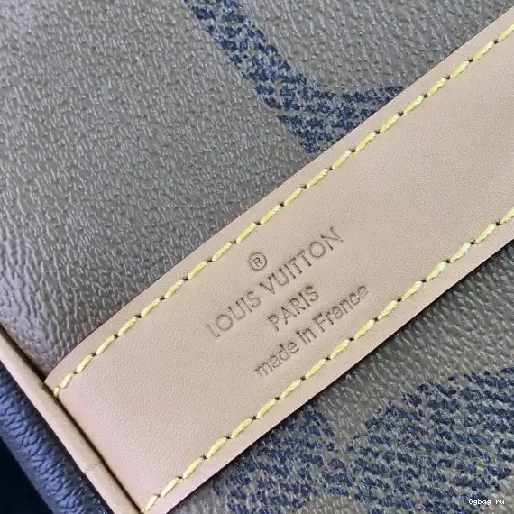 VUITTON BANDOULIÈRE 50 KEEPALL LOUIS 0505